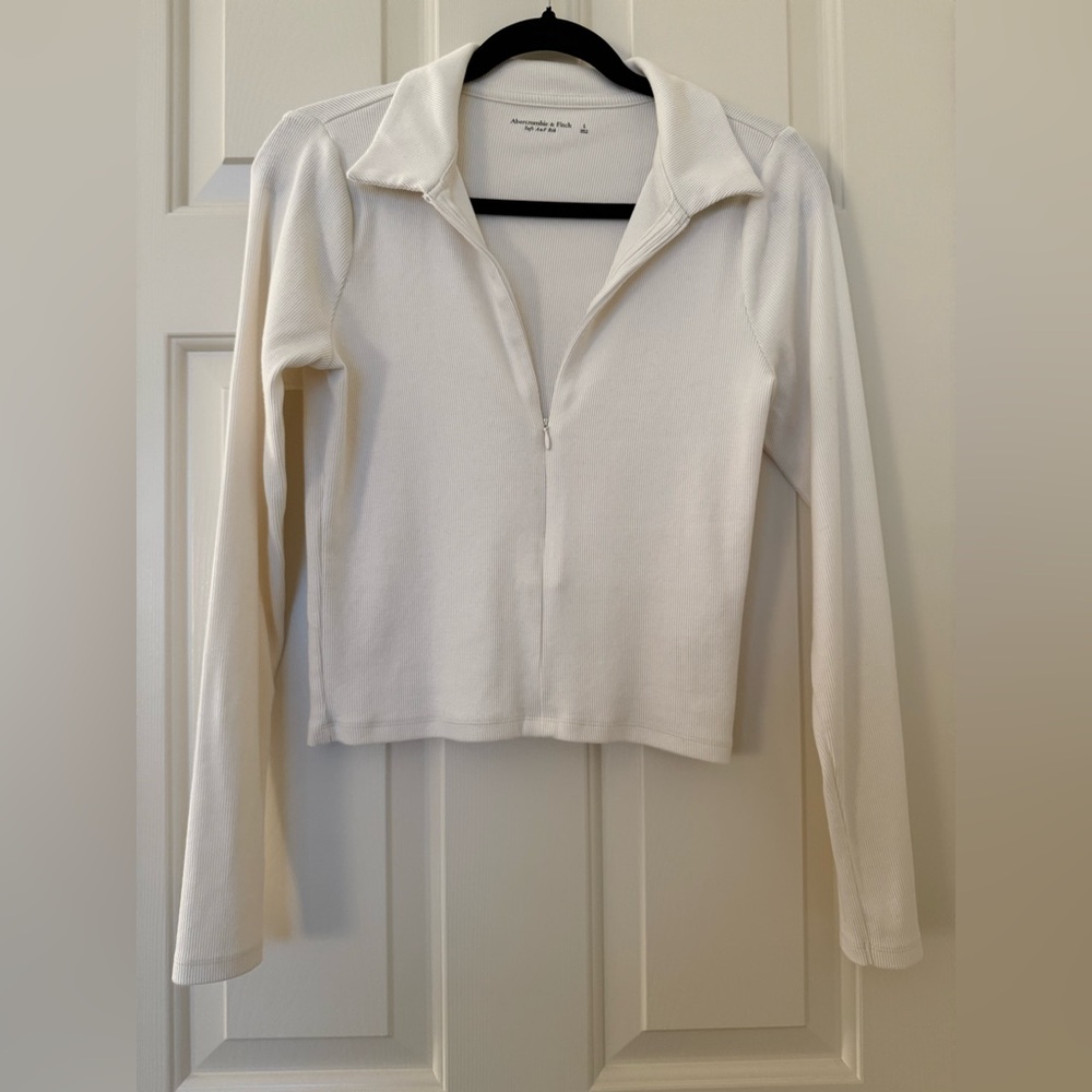Abercrombie & Fitch Cream Zip-Up Crop